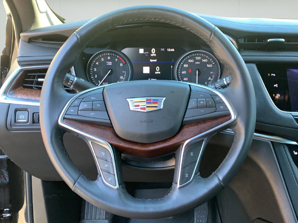 Used 2024 Cadillac XT5 Premium Luxury w/ Technology Package FWD image 21