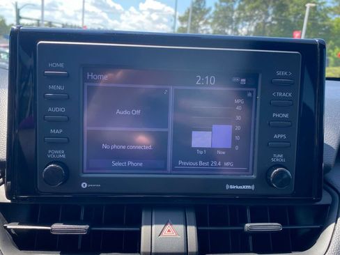 Used 2022 Toyota RAV4 XLE FWD image 23