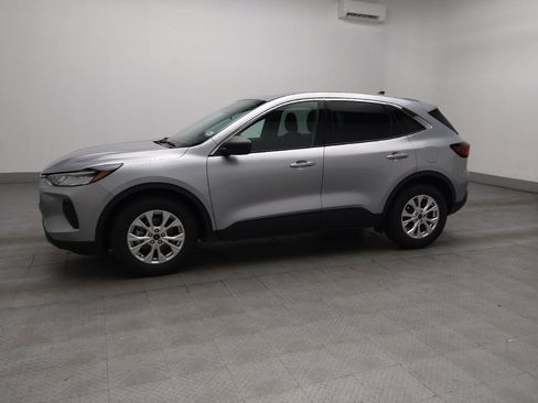 Used 2023 Ford Escape Active w/ Tech Pack #1 image 2