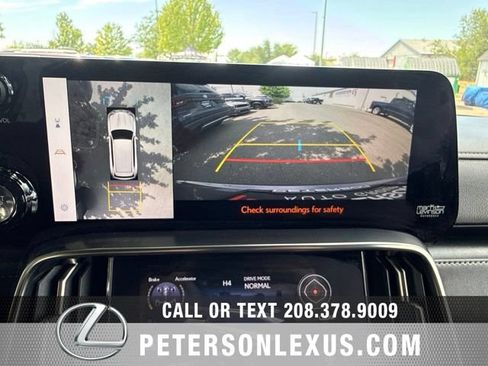 Used 2023 Lexus LX 600 4WD w/ Appearance Package image 18