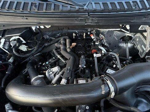 Used 2024 Ford Expedition Max XLT AWD/4WD image 24