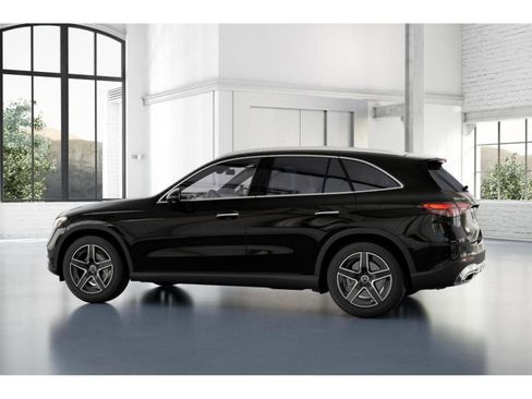 New 2026 Mercedes-Benz GLC 300 image 33