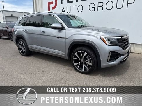 Used 2025 Volkswagen Atlas SEL Premium R-Line AWD/4WD image 2