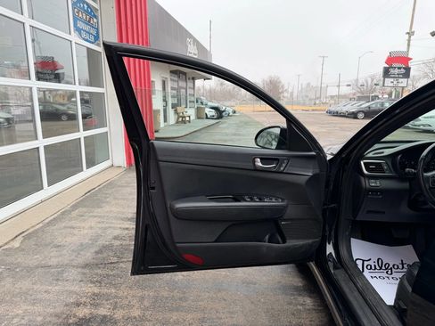 Used 2018 Kia Optima SX w/ Technology Package image 9