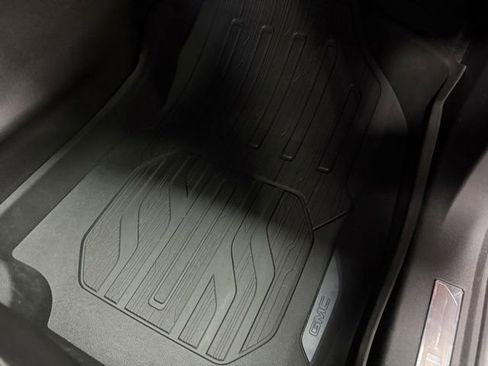 Used 2023 GMC Terrain Denali AWD/4WD image 31