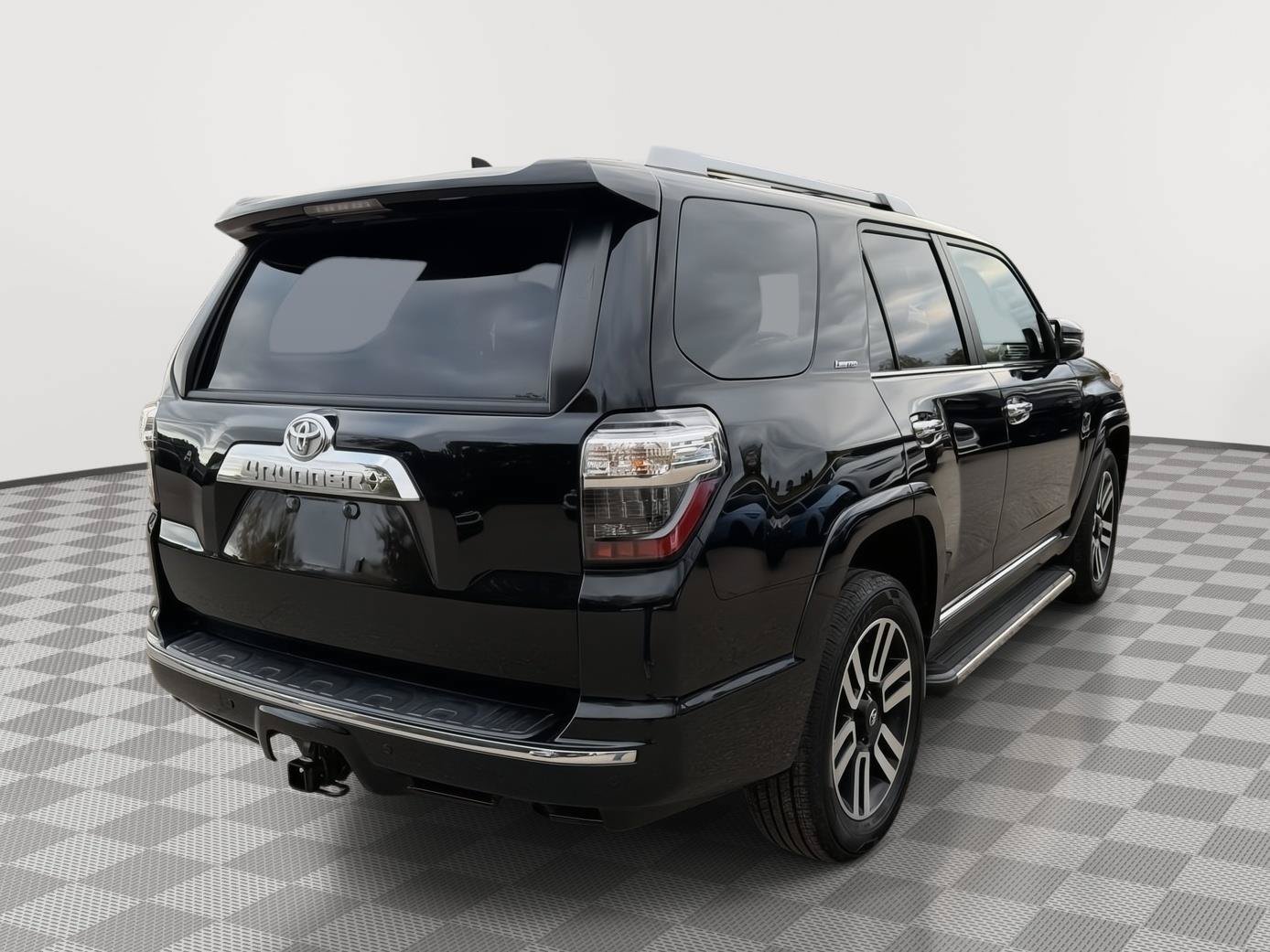 Used 2022 Toyota 4Runner Limited AWD/4WD image 7