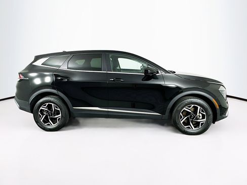 Used 2025 Kia Sportage LX image 10
