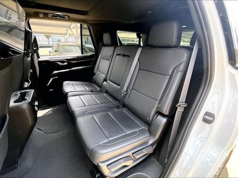 Used 2024 GMC Yukon Denali w/ Denali Reserve Package AWD/4WD image 34