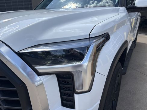 Used 2023 Toyota Tundra Limited w/ TRD Off-Road Package AWD/4WD image 10