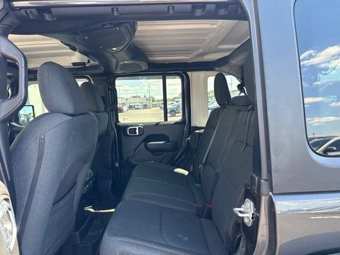 Used 2024 Jeep Wrangler Unlimited AWD/4WD image 6