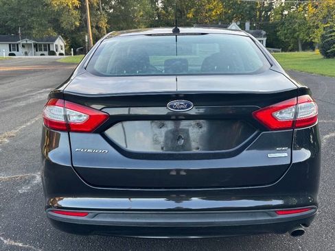 Used 2014 Ford Fusion SE image 7