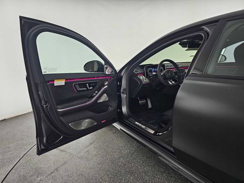 New 2026 Mercedes-Benz S 63 AMG S image 19