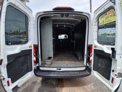 Used 2019 Ford Transit 250 148 Medium Roof RWD image 19
