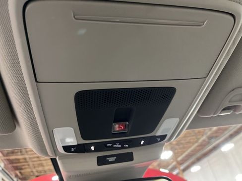 Used 2025 Honda Accord LX image 17