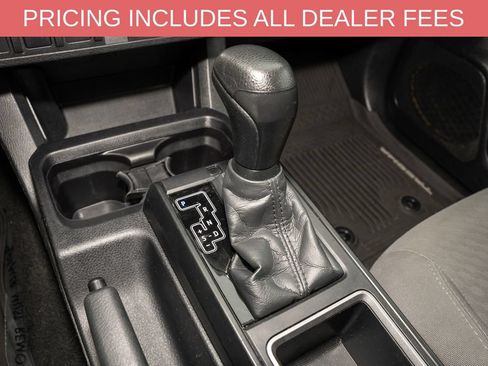 Used 2020 Toyota Tacoma SR w/ SR Convenience Package RWD image 14