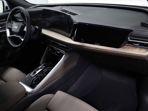 New 2025 Audi Q5 Premium Plus image 6