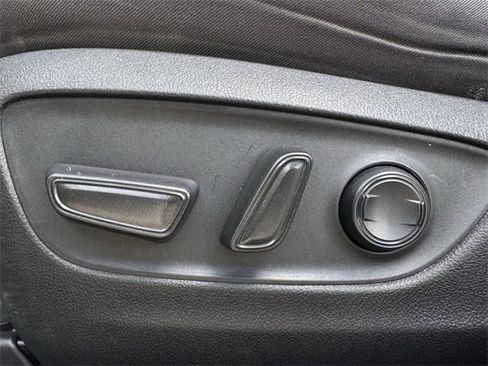 Used 2024 Toyota RAV4 XLE image 24