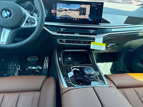 New 2026 BMW X5 xDrive40i w/ M Sport Package AWD/4WD image 19