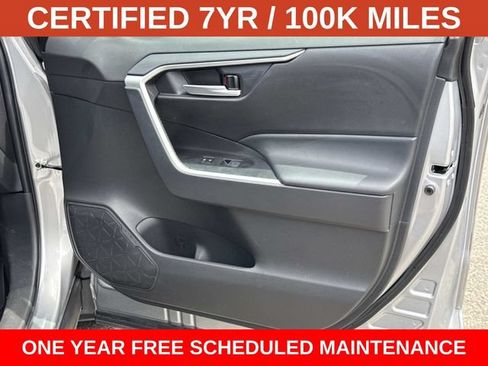 Used 2024 Toyota RAV4 XLE AWD/4WD image 8