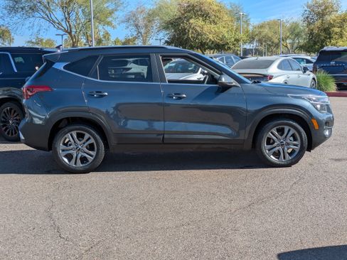 Used 2022 Kia Seltos S image 2