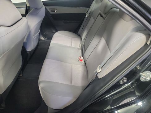 Used 2015 Toyota Corolla LE image 17