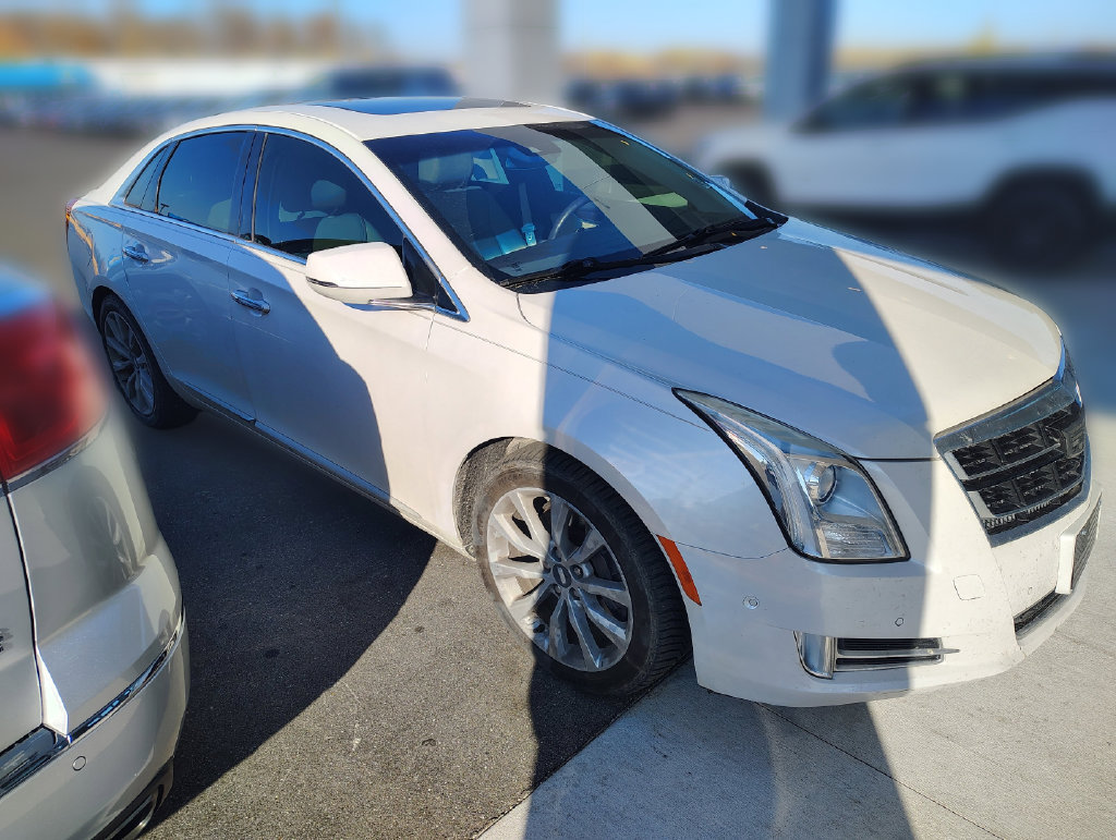 Used 2016 Cadillac XTS Luxury w/ Driver Awareness Package FWD image 10