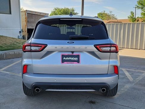 Used 2023 Ford Escape ST-Line w/ Tech Pack #1 FWD image 7