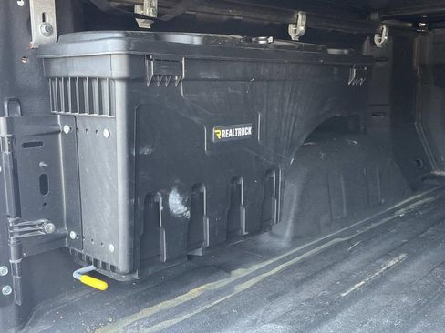 Used 2020 Chevrolet Silverado 1500 LTZ w/ LTZ Plus Package image 13