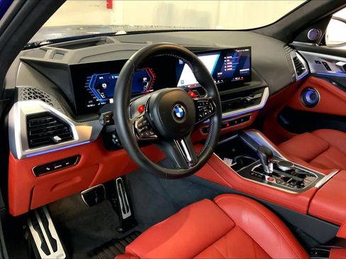 Used 2025 BMW XM image 17