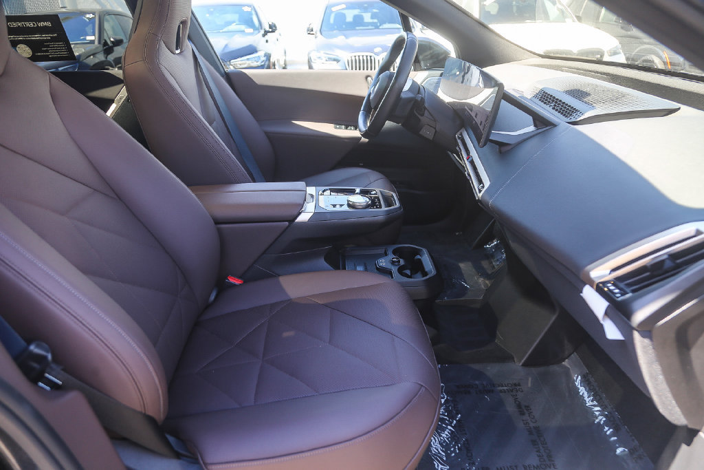 Certified 2026 BMW iX xDrive45 w/ Premium Package AWD/4WD image 12