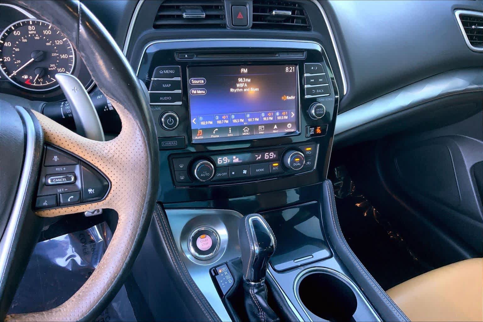 Used 2016 Nissan Maxima SR FWD image 6