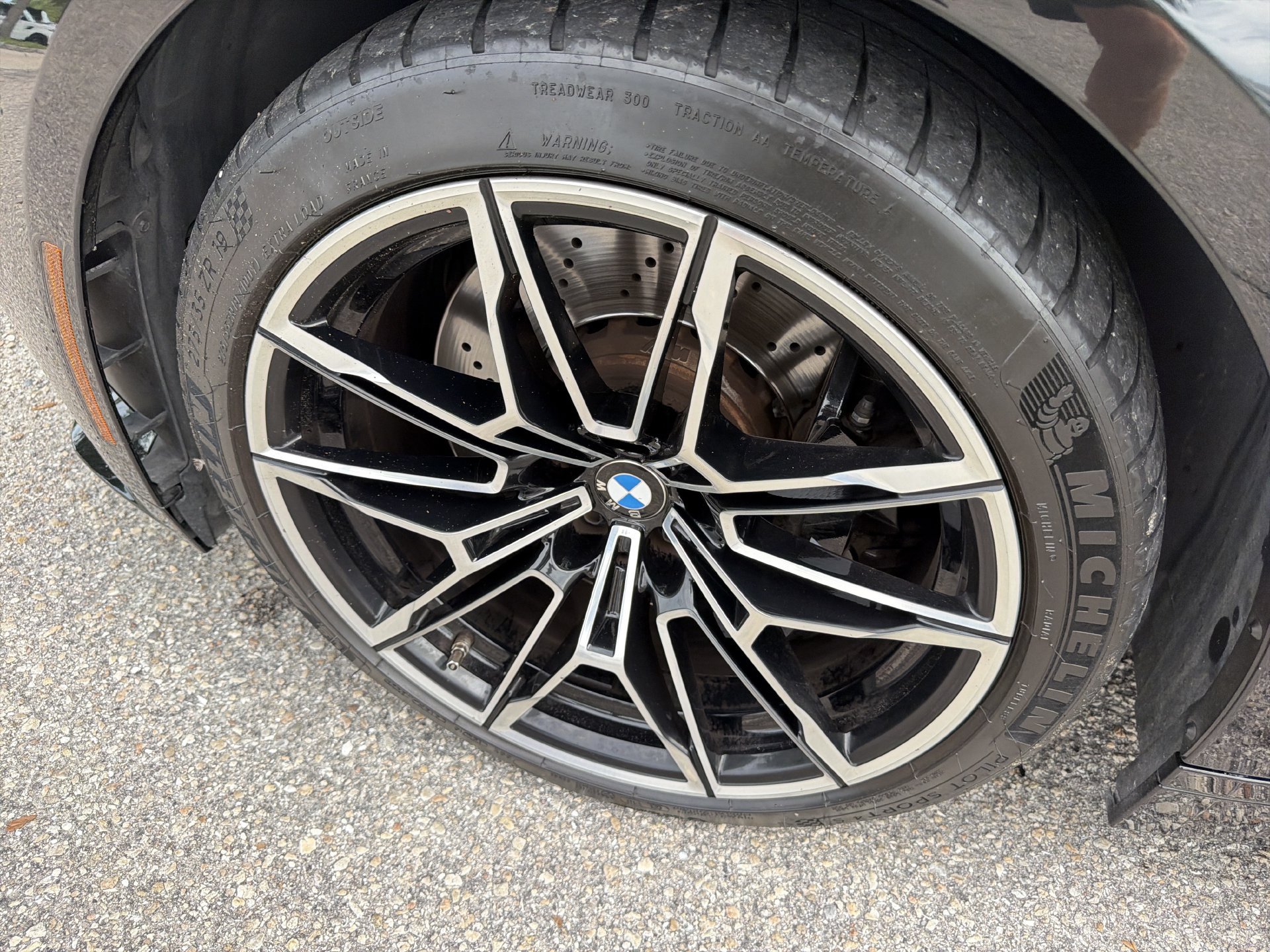 Used 2022 BMW M4 xDrive Competition w/ M Carbon Exterior Package AWD/4WD image 10