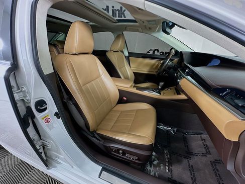 Used 2018 Lexus ES 350 w/ Luxury Package w/Wood Trim FWD image 35