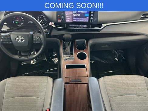 Used 2022 Toyota Sienna LE FWD image 14