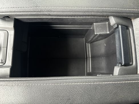 Used 2024 Toyota Grand Highlander AWD Hybrid image 25