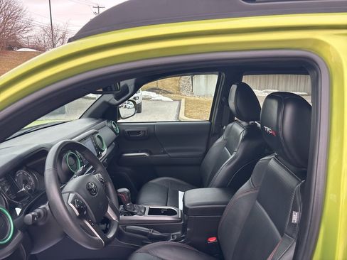 Used 2022 Toyota Tacoma TRD Pro image 18