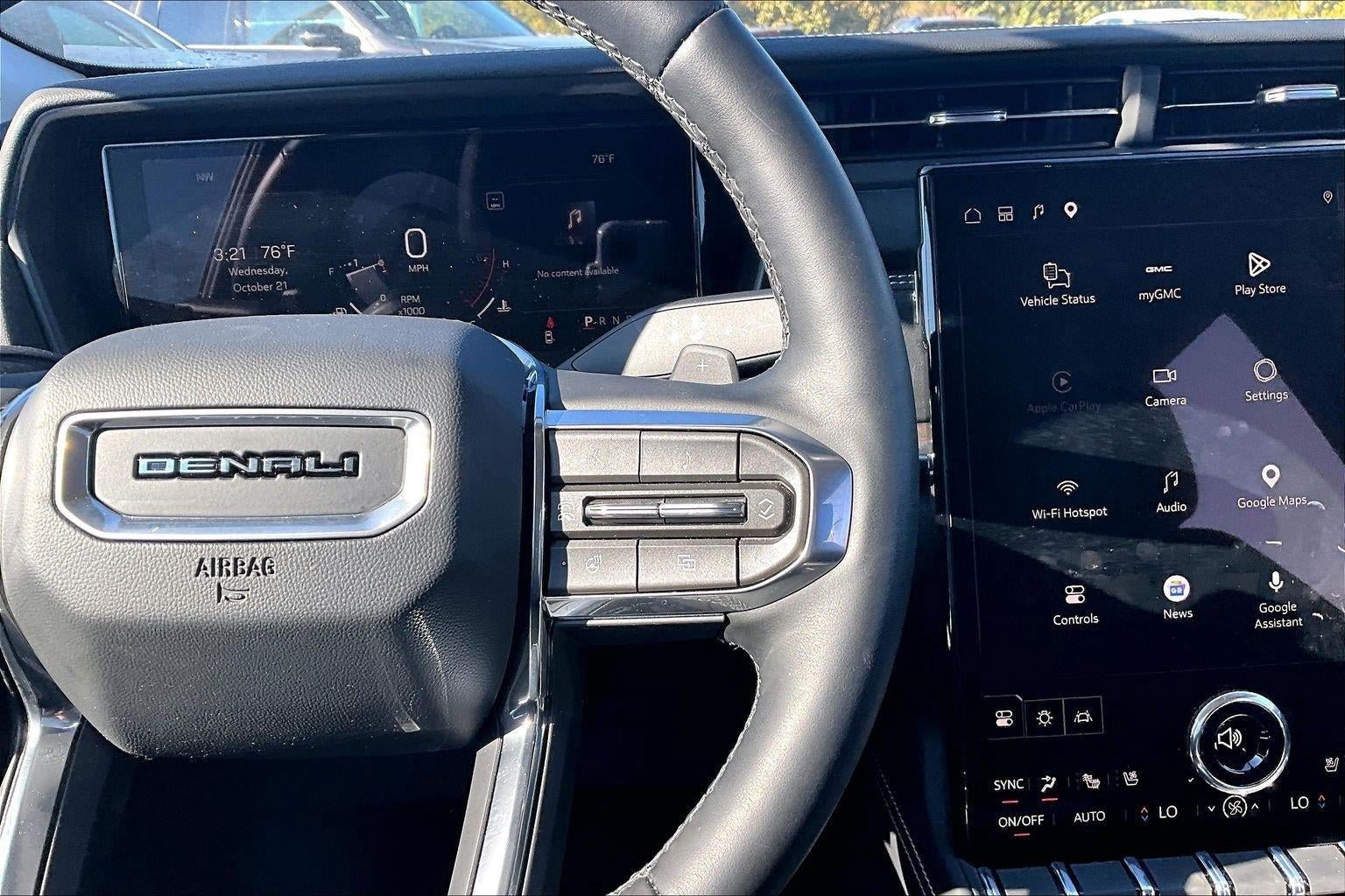 Used 2026 GMC Terrain Denali w/ LPO, Floor Liner Package AWD/4WD image 17