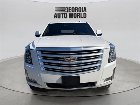 Used 2016 Cadillac Escalade Platinum image 14