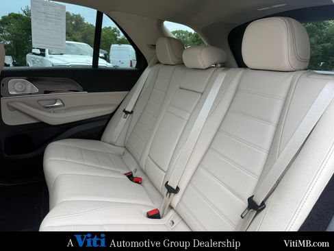 Certified 2024 Mercedes-Benz GLE 450e 4MATIC image 21
