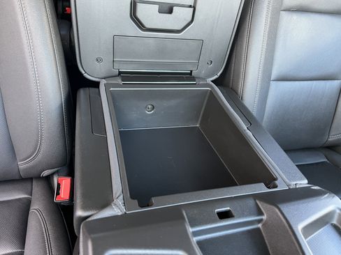 Used 2022 GMC Sierra 1500 SLT w/ X31 Off-Road Package image 24