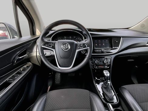 Used 2022 Buick Encore Preferred w/ Safety Package FWD image 5