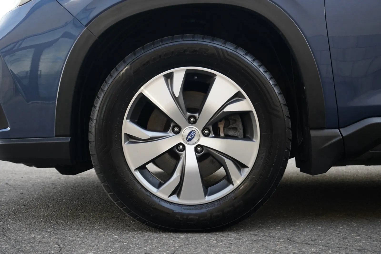 Used 2021 Subaru Ascent Premium w/ Convenience Package AWD/4WD image 10