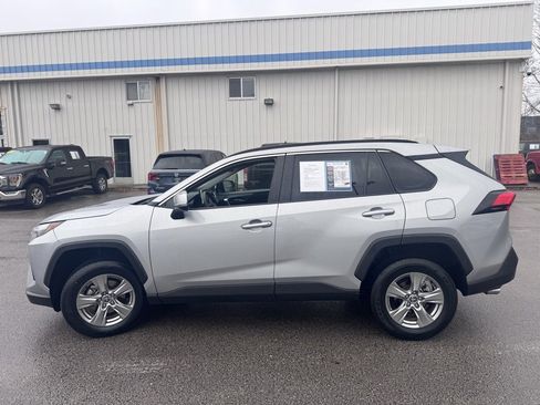 Used 2024 Toyota RAV4 XLE image 8