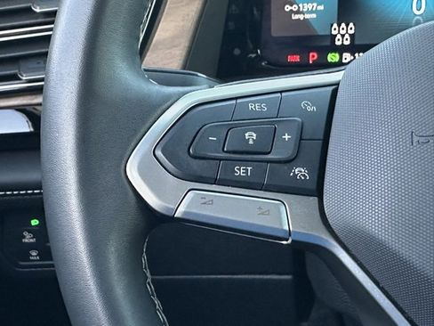 Certified 2024 Volkswagen Atlas SE image 38