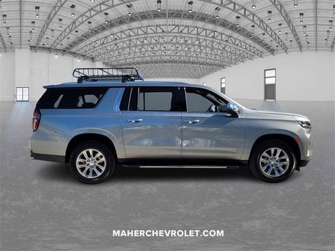 Certified 2024 Chevrolet Suburban Premier image 8