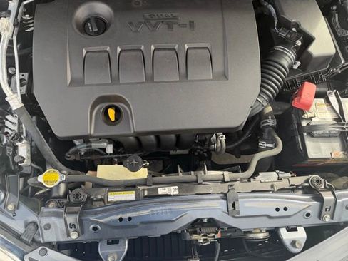 Used 2015 Toyota Corolla LE image 31