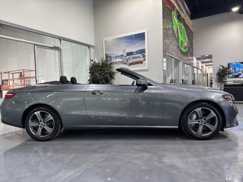 Used 2018 Mercedes-Benz E 400 4MATIC Cabriolet image 40