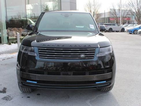 New 2026 Land Rover Range Rover SV image 7