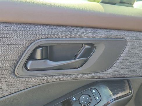 Certified 2023 Nissan Rogue S image 21