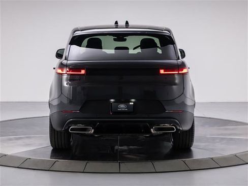 New 2026 Land Rover Range Rover Sport SE image 4
